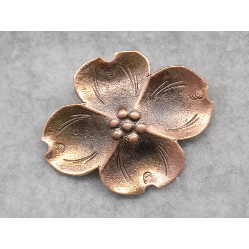 Stuart Nye Copper Dogwood Blossom Brooch Pin Vintage Unsigned Hand Wrought